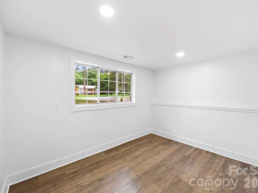 5903 Carpenter Drive, Charlotte, NC 28226.  MLS# CAR4388305, YatesRealty ID 27954. Bedroom #4.