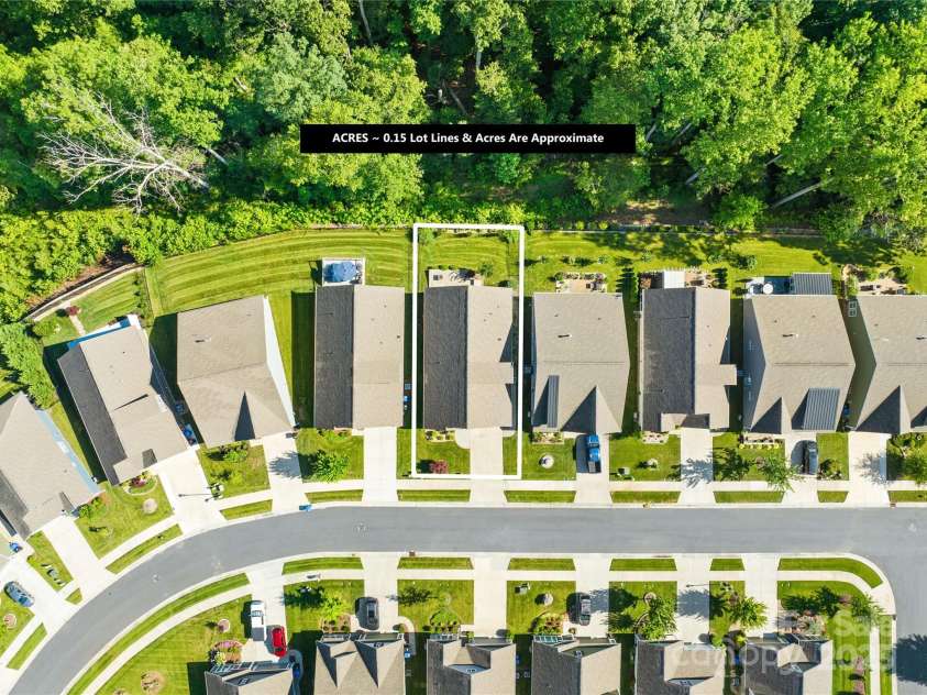 201 Hanks Bluff Drive, Mooresville, NC 28117.  MLS# CAR4273900, YatesRealty ID 27955. 