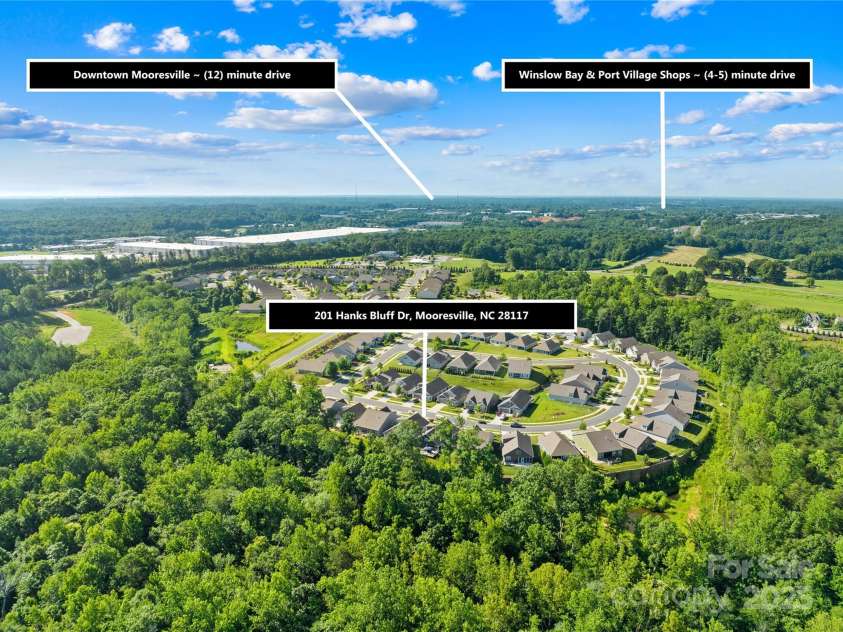 201 Hanks Bluff Drive, Mooresville, NC 28117.  MLS# CAR4273900, YatesRealty ID 27955. 