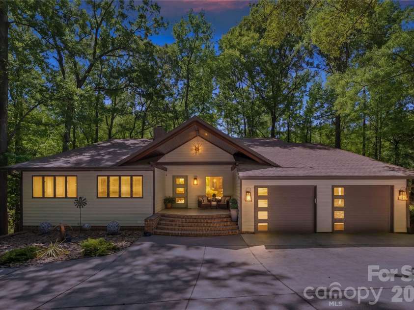 405 Timber Lane, Weddington, NC 28104.  MLS# CAR4374540, YatesRealty ID 27955. 