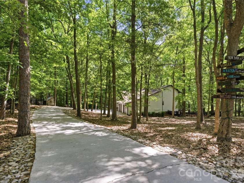 405 Timber Lane, Weddington, NC 28104.  MLS# CAR4374540, YatesRealty ID 27955. 