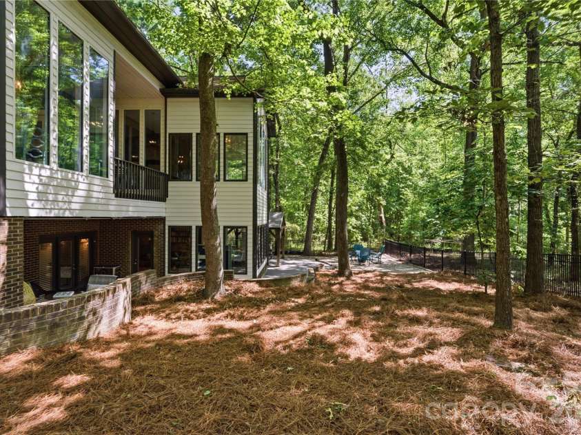 405 Timber Lane, Weddington, NC 28104.  MLS# CAR4374540, YatesRealty ID 27955. 
