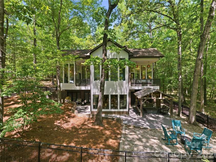 405 Timber Lane, Weddington, NC 28104.  MLS# CAR4374540, YatesRealty ID 27955. 