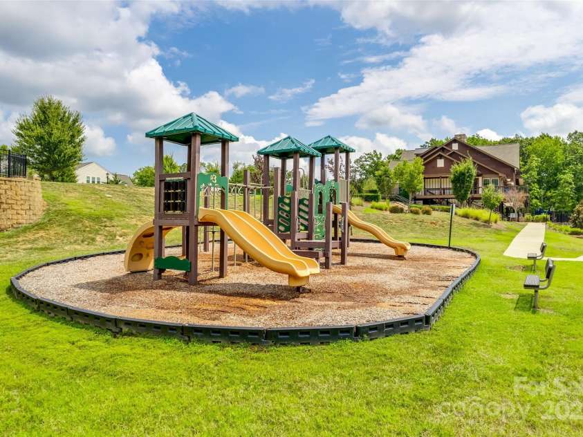 958 Skywater Drive, Fort Mill, SC 29715.  MLS# CAR4275843, YatesRealty ID 27956. 