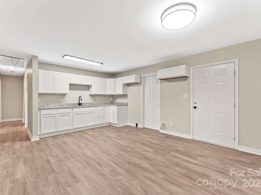 426 Holland Memorial Church Road, Bessemer City, NC 28016.  MLS# CAR4223023, YatesRealty ID 27958. 