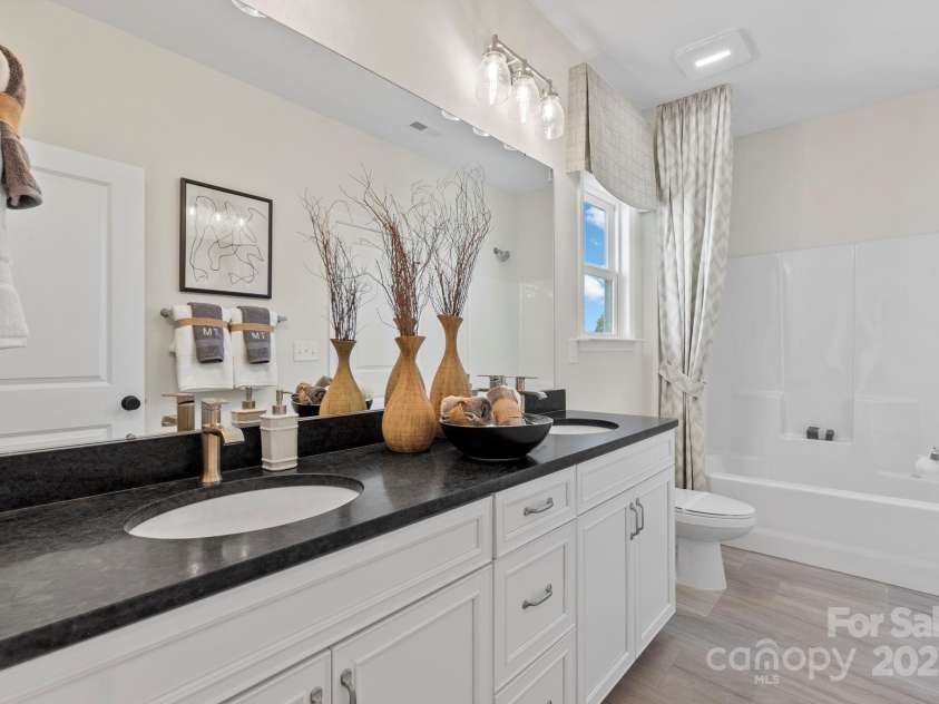 150 Nicholson Lane, Mooresville, NC 28115.  MLS# CAR4277522, YatesRealty ID 27959. REPRESENTATIVE PHOTO