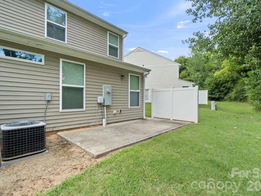 1880 Aston Mill Place, Charlotte, NC 28273.  MLS# CAR4388169, YatesRealty ID 27959. 
