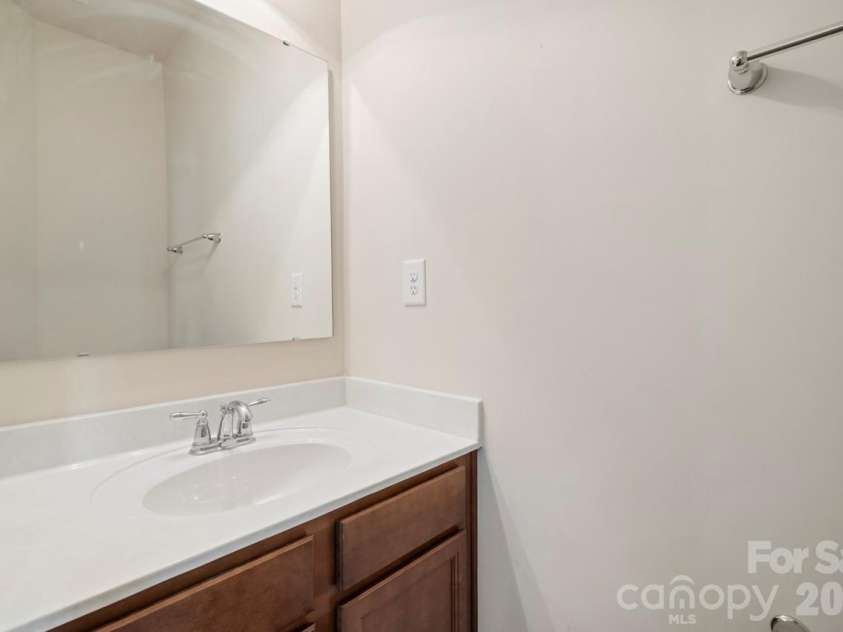 1880 Aston Mill Place, Charlotte, NC 28273.  MLS# CAR4388169, YatesRealty ID 27959. 