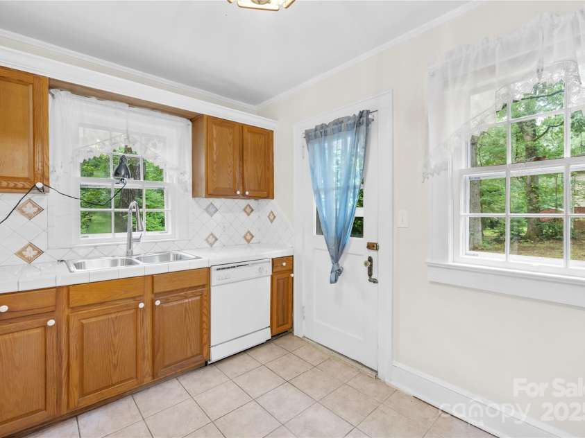 390 Park Road, Albemarle, NC 28001.  MLS# CAR4308833, YatesRealty ID 2796. 