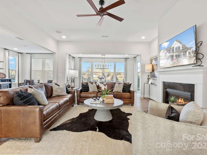 158 Nicholson Lane, Mooresville, NC 28115.  MLS# CAR4277619, YatesRealty ID 27960. REPRESENTATIVE PHOTO