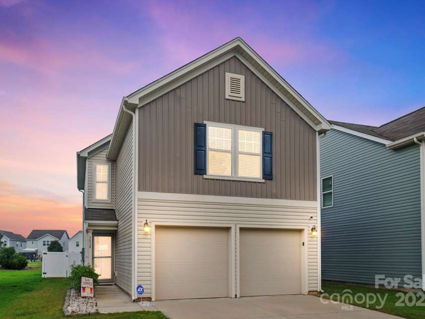 3832 Tersk Drive, Midland, NC 28107.  MLS# CAR4279691, YatesRealty ID 27962. 