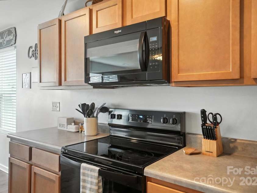 3832 Tersk Drive, Midland, NC 28107.  MLS# CAR4279691, YatesRealty ID 27962. 