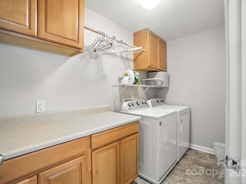 3832 Tersk Drive, Midland, NC 28107.  MLS# CAR4279691, YatesRealty ID 27962. 