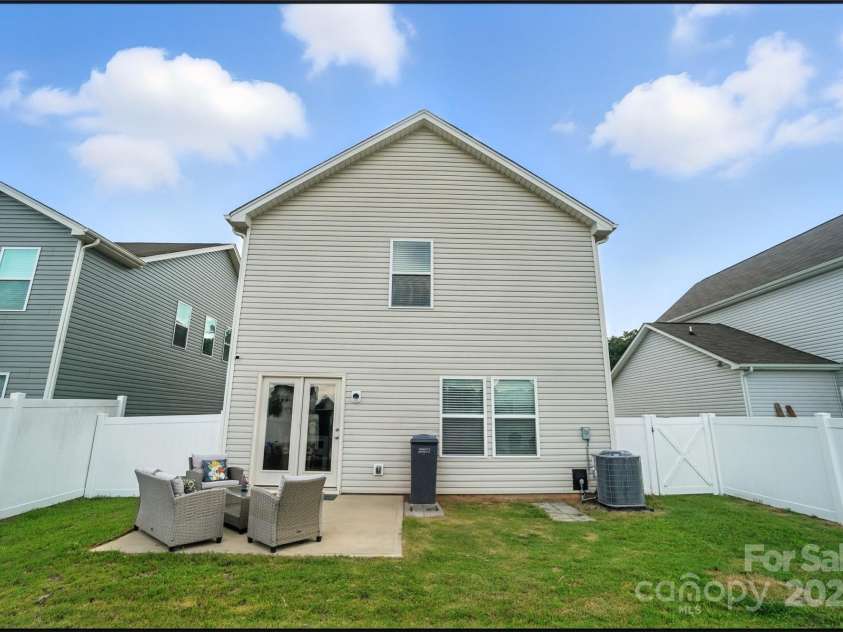 3832 Tersk Drive, Midland, NC 28107.  MLS# CAR4279691, YatesRealty ID 27962. 