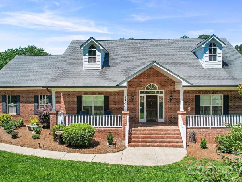 1100 Legacy Lake Drive, Monroe, NC 28110.  MLS# CAR4382510, YatesRealty ID 27963. 