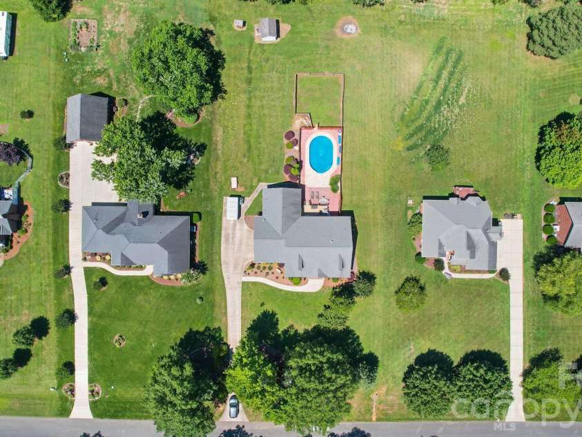 1100 Legacy Lake Drive, Monroe, NC 28110.  MLS# CAR4382510, YatesRealty ID 27963. 