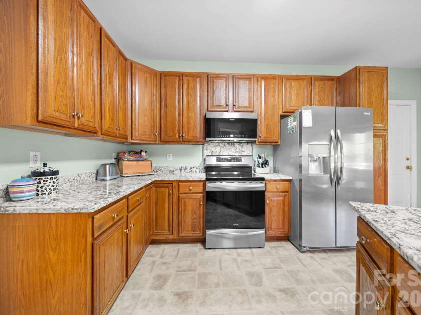 1100 Legacy Lake Drive, Monroe, NC 28110.  MLS# CAR4382510, YatesRealty ID 27963. 
