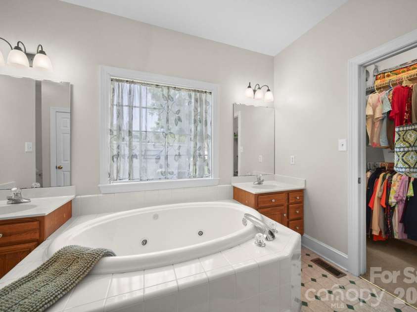 1100 Legacy Lake Drive, Monroe, NC 28110.  MLS# CAR4382510, YatesRealty ID 27963. 