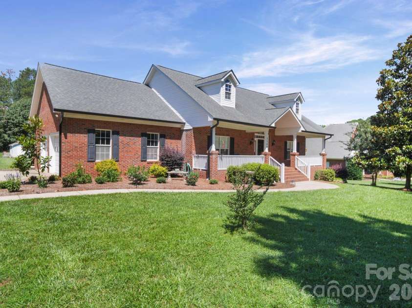 1100 Legacy Lake Drive, Monroe, NC 28110.  MLS# CAR4382510, YatesRealty ID 27963. 