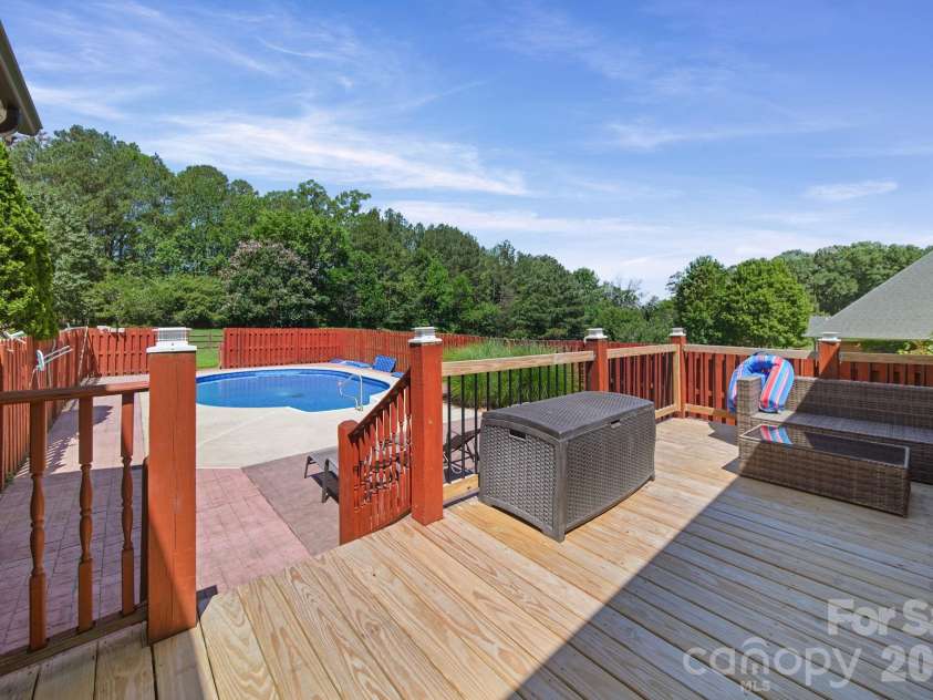 1100 Legacy Lake Drive, Monroe, NC 28110.  MLS# CAR4382510, YatesRealty ID 27963. 