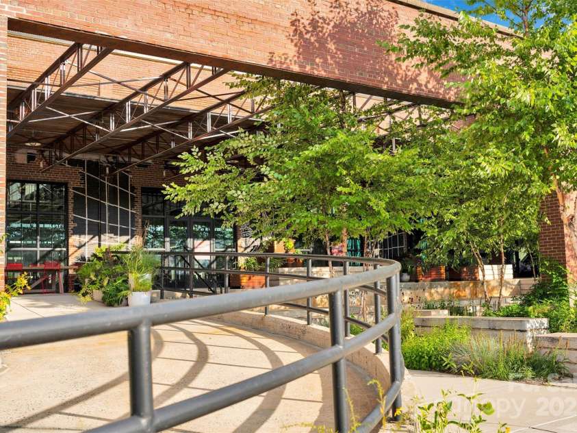 1821 Ethel Guest Lane, Charlotte, NC 28206.  MLS# CAR4276881, YatesRealty ID 27963. 