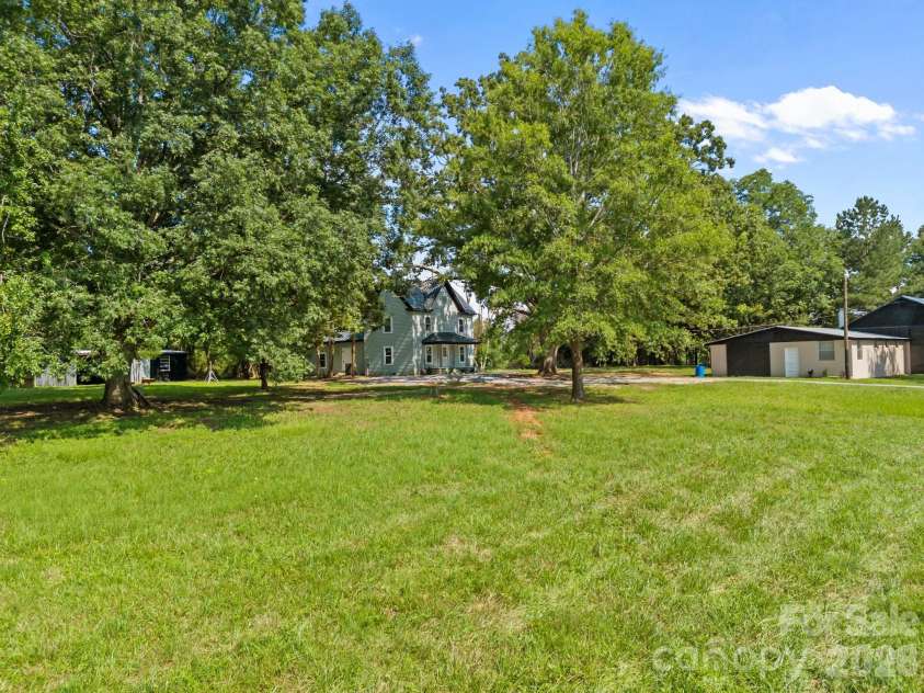 593 Cedar Creek Road, Biscoe, NC 27209.  MLS# CAR4214705, YatesRealty ID 27965. 