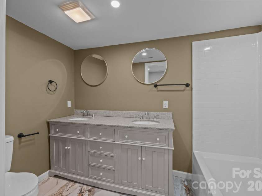 593 Cedar Creek Road, Biscoe, NC 27209.  MLS# CAR4214705, YatesRealty ID 27965. Primary ensuite