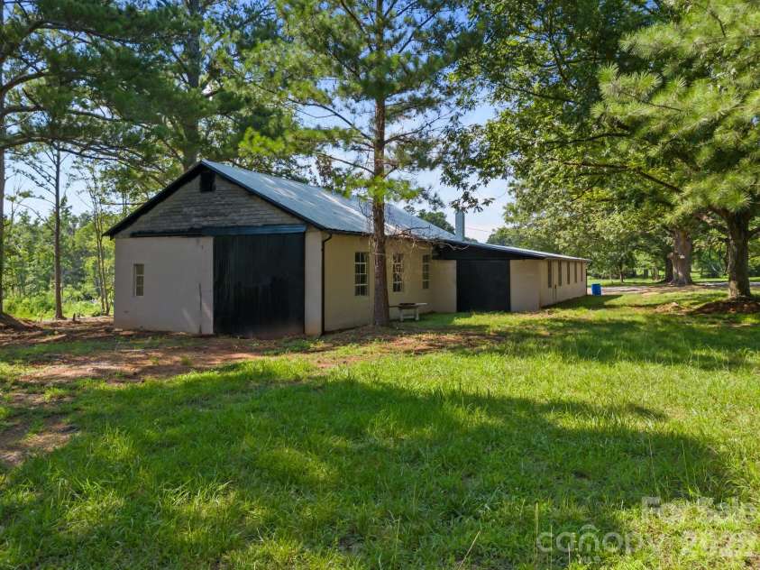 593 Cedar Creek Road, Biscoe, NC 27209.  MLS# CAR4214705, YatesRealty ID 27965. Workshop