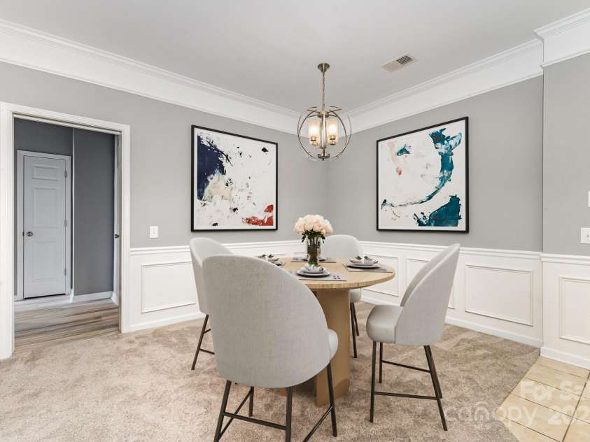 14857 Santa Lucia Drive, Charlotte, NC 28277.  MLS# CAR4258978, YatesRealty ID 27966. Virtually staged dining area