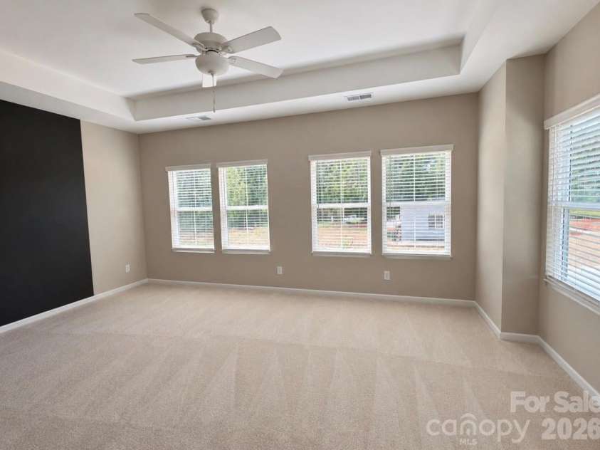 5828 Salamander Run Lane, Charlotte, NC 28215.  MLS# CAR4385719, YatesRealty ID 27966. 