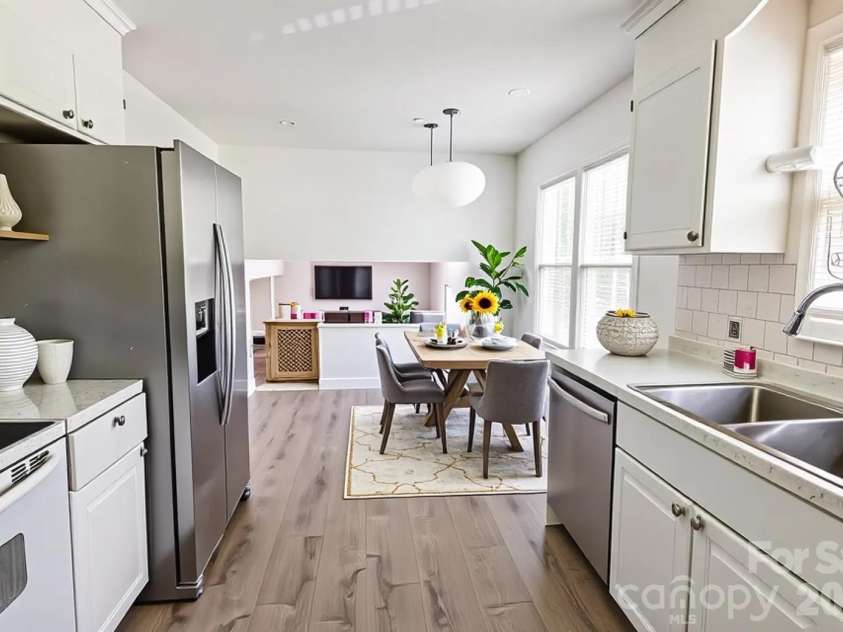 2545 Cedarwild Road, Charlotte, NC 28212.  MLS# CAR4383741, YatesRealty ID 27967. Dinning Area (Virtual Staging)