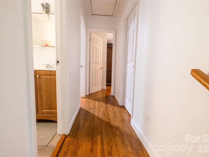2545 Cedarwild Road, Charlotte, NC 28212.  MLS# CAR4383741, YatesRealty ID 27967. Hall
