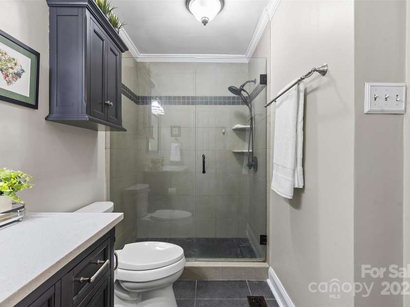 2948 Stoneybrook Drive, Fort Mill, SC 29708.  MLS# CAR4281354, YatesRealty ID 27967. Primary Bath