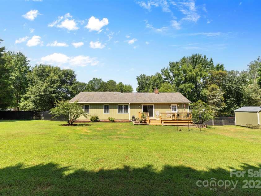 2948 Stoneybrook Drive, Fort Mill, SC 29708.  MLS# CAR4281354, YatesRealty ID 27967. Rear of home