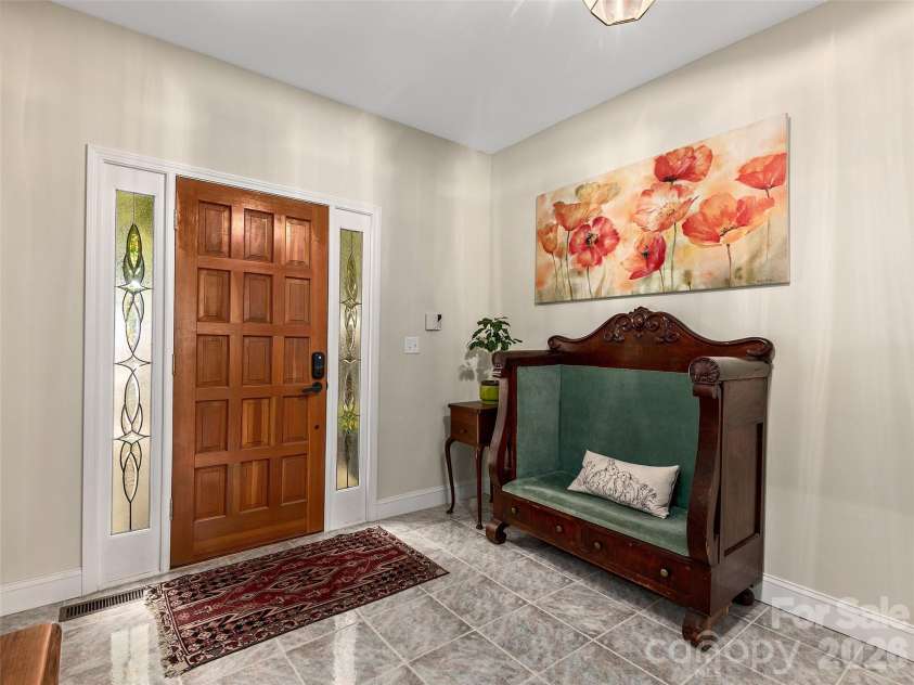 608 Upper Sondley Drive, Asheville, NC 28805.  MLS# CAR4283566, YatesRealty ID 2797. 