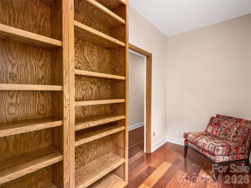 608 Upper Sondley Drive, Asheville, NC 28805.  MLS# CAR4283566, YatesRealty ID 2797. 