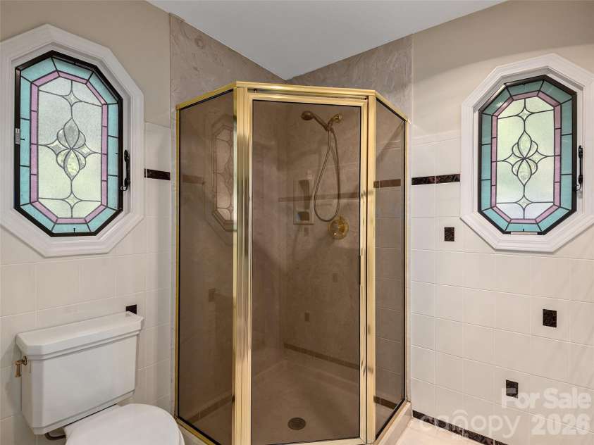 608 Upper Sondley Drive, Asheville, NC 28805.  MLS# CAR4283566, YatesRealty ID 2797. 