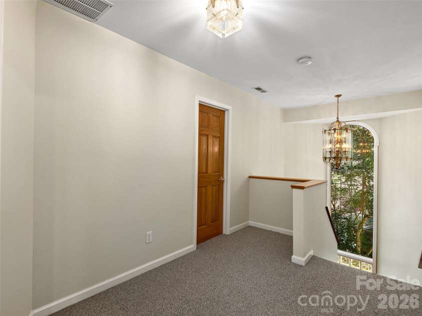 608 Upper Sondley Drive, Asheville, NC 28805.  MLS# CAR4283566, YatesRealty ID 2797. 