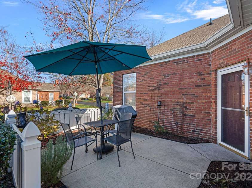 8063 Sultana Circle, Charlotte, NC 28227.  MLS# CAR4206801, YatesRealty ID 2797. 