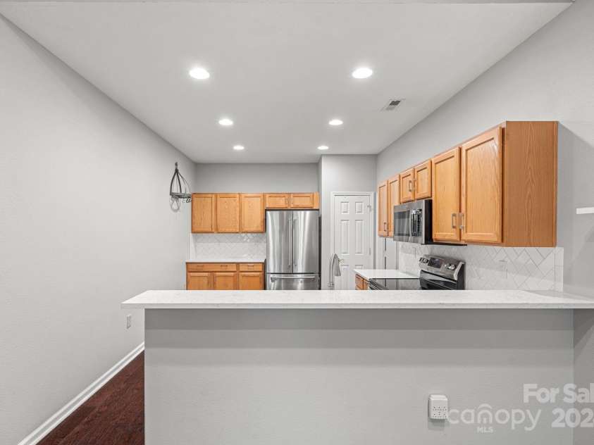 8063 Sultana Circle, Charlotte, NC 28227.  MLS# CAR4206801, YatesRealty ID 2797. 
