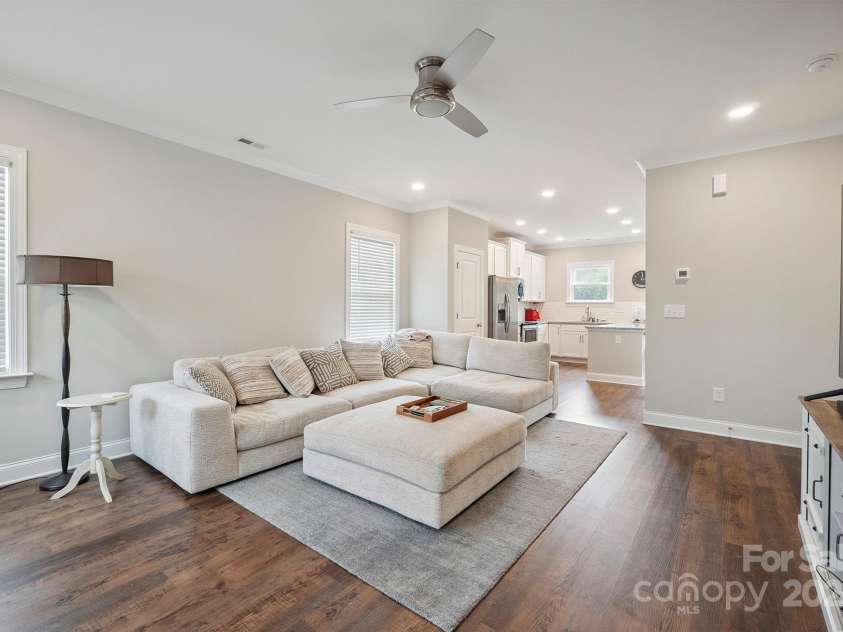 5020 Belmont Crossing Drive, Belmont, NC 28012.  MLS# CAR4277475, YatesRealty ID 27970. 