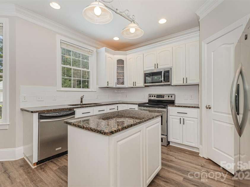 6655 Maple Spring Court, Denver, NC 28037.  MLS# CAR4284104, YatesRealty ID 27971. 