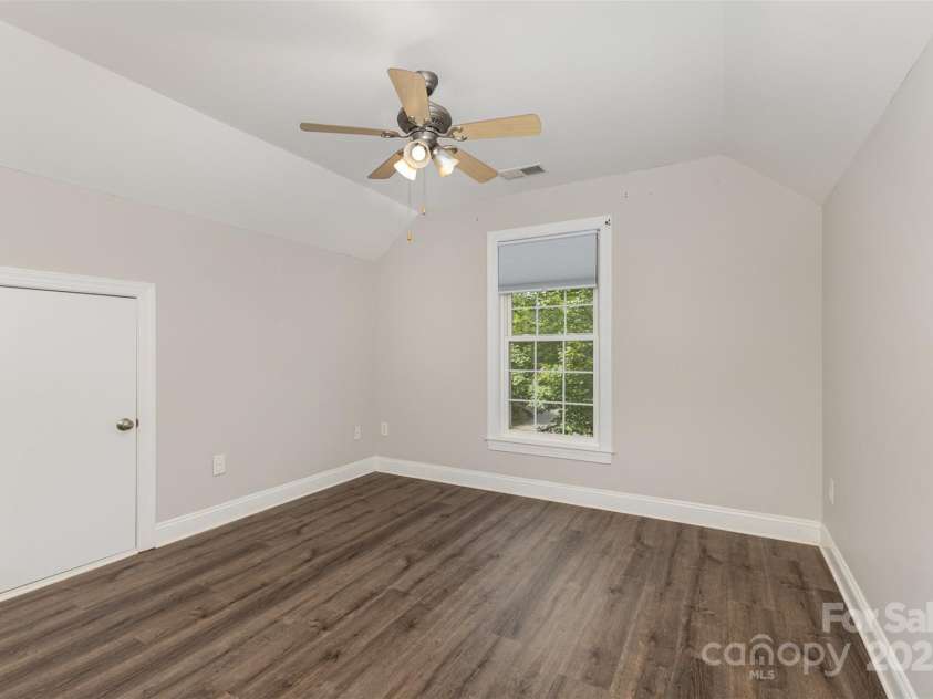 6655 Maple Spring Court, Denver, NC 28037.  MLS# CAR4284104, YatesRealty ID 27971. 