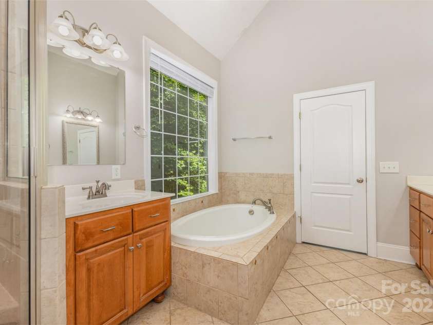 6655 Maple Spring Court, Denver, NC 28037.  MLS# CAR4284104, YatesRealty ID 27971. 