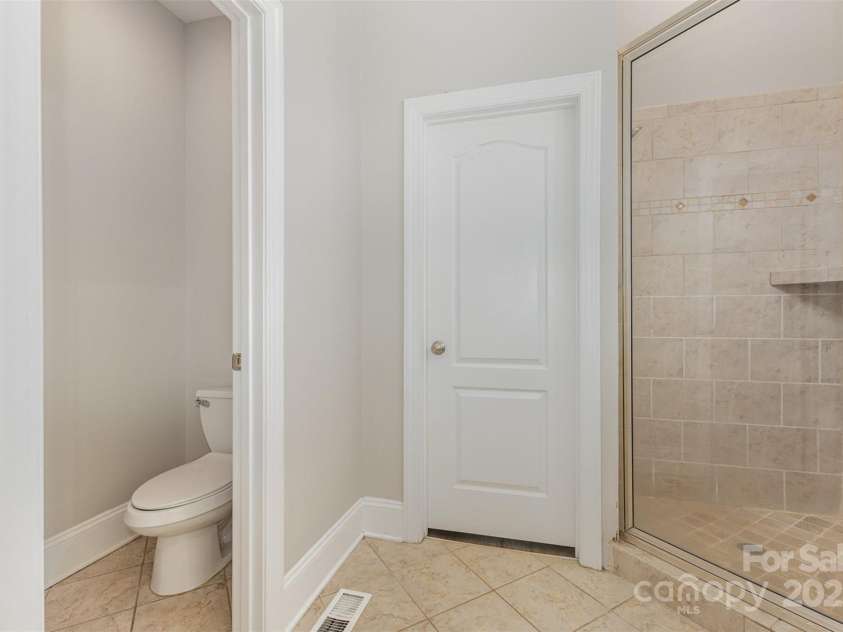 6655 Maple Spring Court, Denver, NC 28037.  MLS# CAR4284104, YatesRealty ID 27971. 