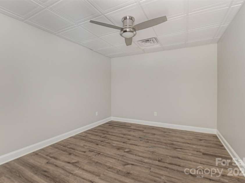 6655 Maple Spring Court, Denver, NC 28037.  MLS# CAR4284104, YatesRealty ID 27971. 