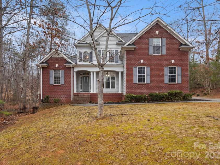 6655 Maple Spring Court, Denver, NC 28037.  MLS# CAR4331409, YatesRealty ID 27971. 