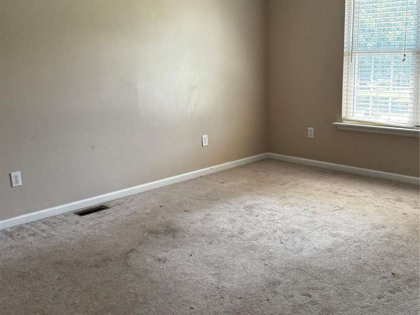 147 Freshfield Drive, Hudson, NC 28638.  MLS# CAR4281353, YatesRealty ID 27972. 