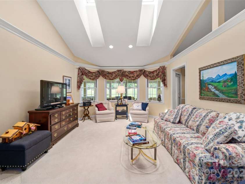 1016 Saddlebrook Drive, Hendersonville, NC 28739.  MLS# CAR4276679, YatesRealty ID 27976. 