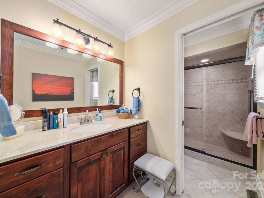 1016 Saddlebrook Drive, Hendersonville, NC 28739.  MLS# CAR4276679, YatesRealty ID 27976. 